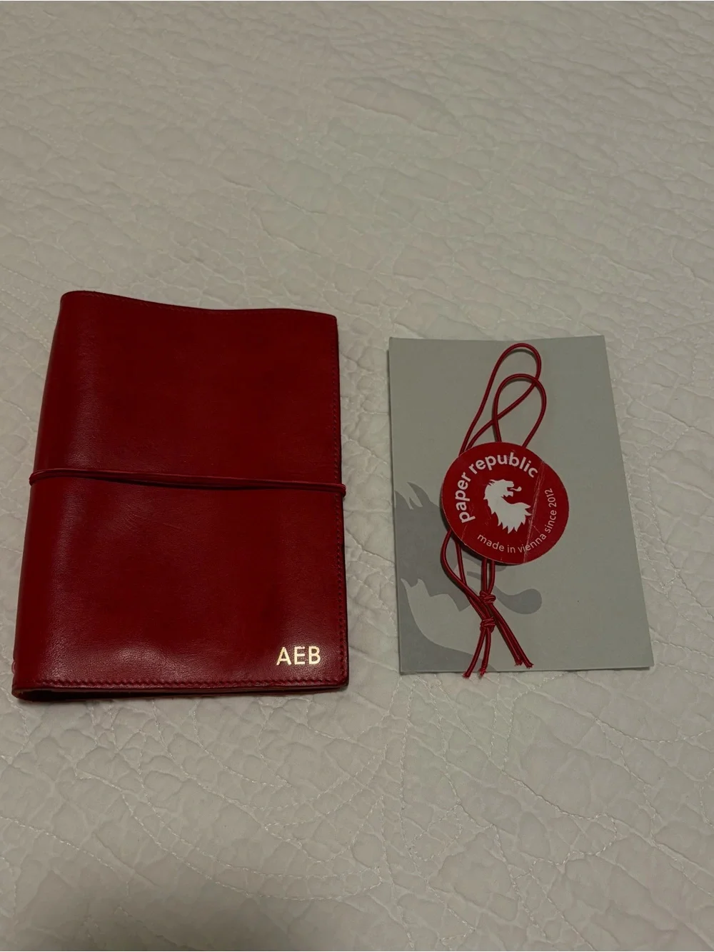 Paper Republic A6 Le Portfolio in Red